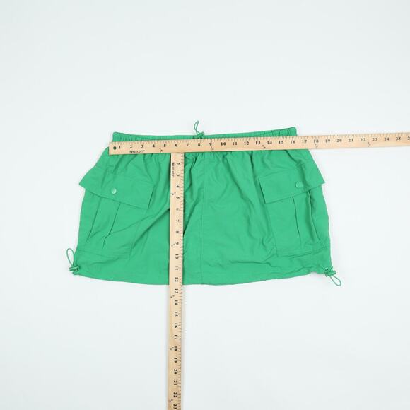 Cotton On Women Cargo Mini Skirt Green Chilli Size XL - Picture 2 of 3